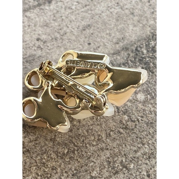 Claudette Vintage Pearl and Beige Moon Glow thermoset Brooch Pin - Picture 5 of 8